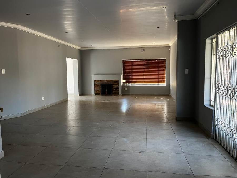 3 Bedroom Property for Sale in Flamwood North West